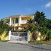 House with 3 Apartments 